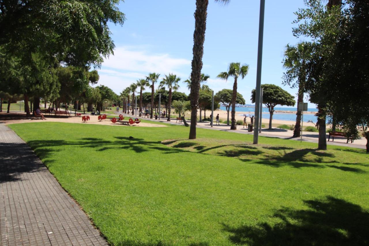 Planta Baja, Primera Linea, Playa, Jardin Privado, Ardiaca, Cambrils, Apartamento Jacqueline Экстерьер фото